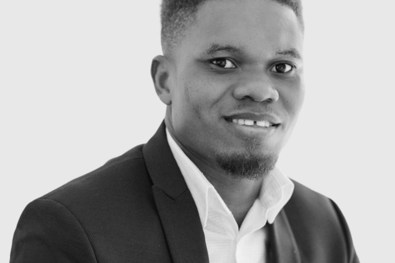 Amos Dikenu